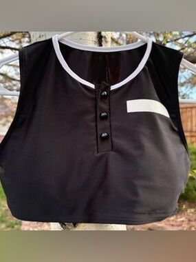 Demon Slayer KiMetsu no Yaiba Swim/Exercise Top, sz M Juniors (Asian sizing)